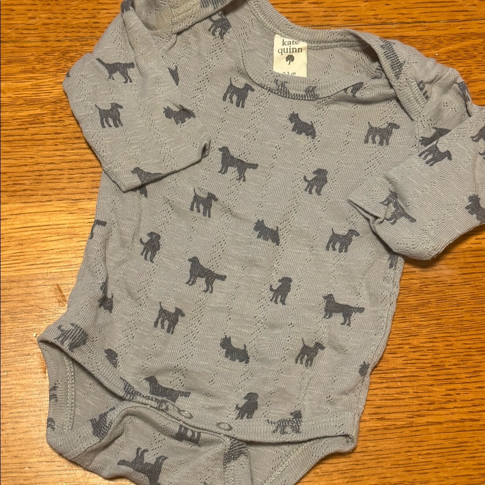 KQ long sleeve onesie